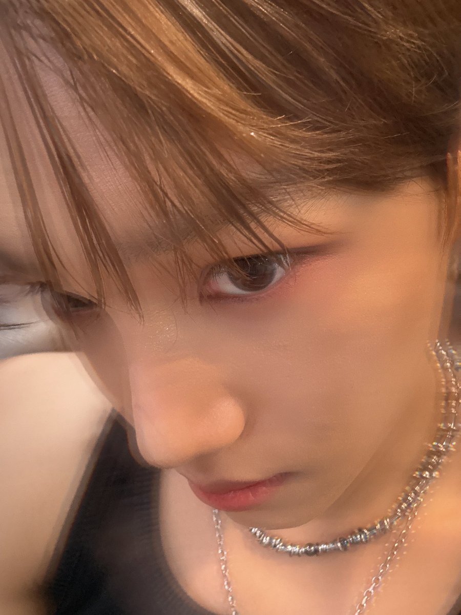 Erigom_Kingdom's tweet image. [LYSN]{260503} Actualización de #KAI en Bubble🫧✨

🐻: ¿Nos lo pasaremos genial jugando hoy también?
🐻: 📷
🐻: He gastado toda mi energía

#Jongin #카이 #EXhOrizon_in_JAPAN #EXhOrizon
Cr. 114message
Traducido por Erigom Kingdom