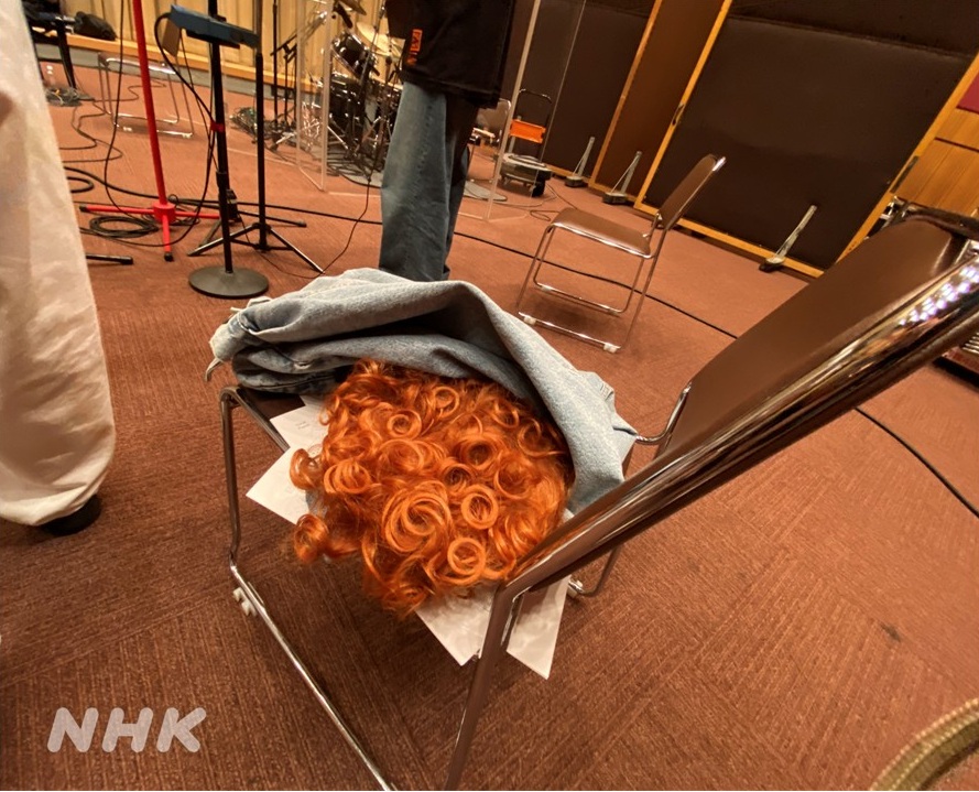 nhk_classical's tweet photo. NHK-FM
【#妄想ミュージカル研究所 LIVE’26春】

#ミュージカルジャーニー  も生でお届け中

#星風まどか さん
生放送中にアニーに変身👧✨

番組の感想は「#モウミュー春」で！
https://t.co/m6fzNsPQLC

（´-`）.｡oO（このキュートすぎる大変身、星風さんからのサプライズでした!!!! https://t.co/rktAuhF0F1
