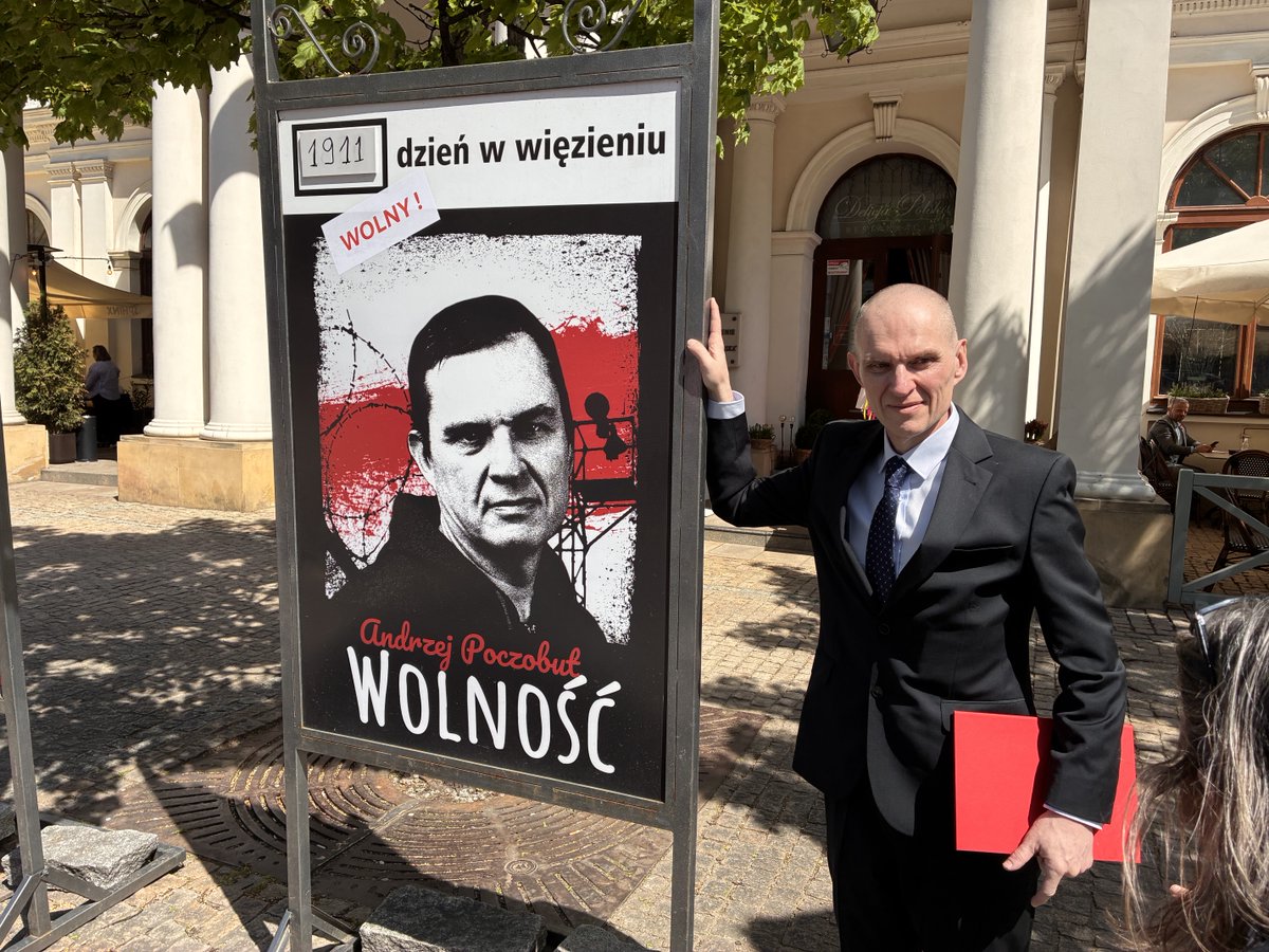 Andrzej Poczobut tweet media