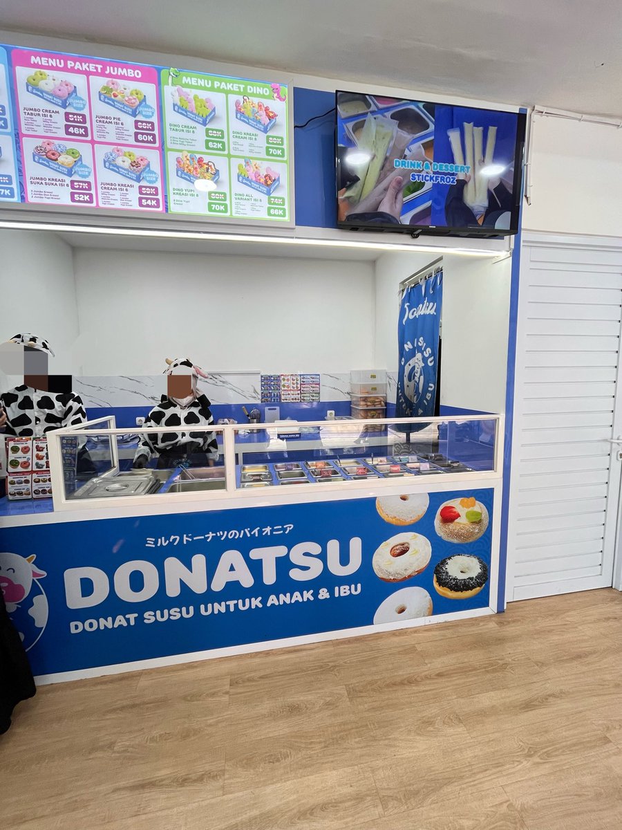 btw ini di donatsu ya ges. cabangnya dah banyak di jabar. lucu bgt ...