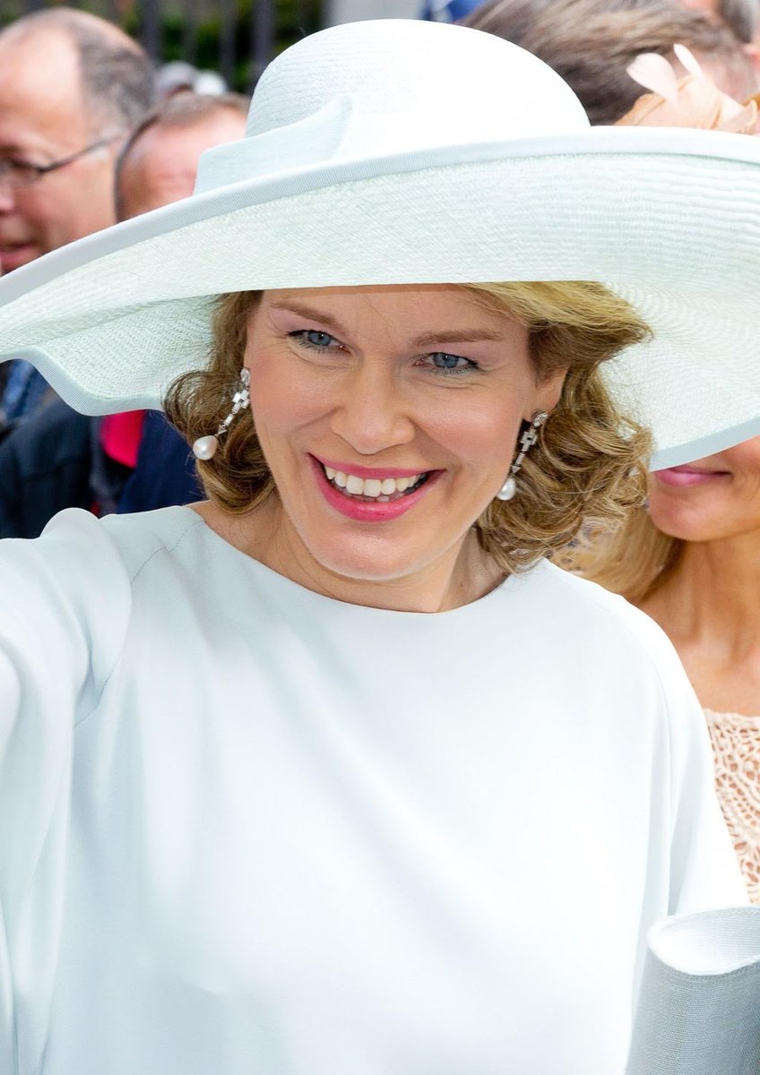 BlogMathilde's tweet photo. Today Queen Mathilde will attend the award ceremony of the Queen Elisabeth Competition at the Music Chapel in Waterloo. https://t.co/MYyMfYih6d
