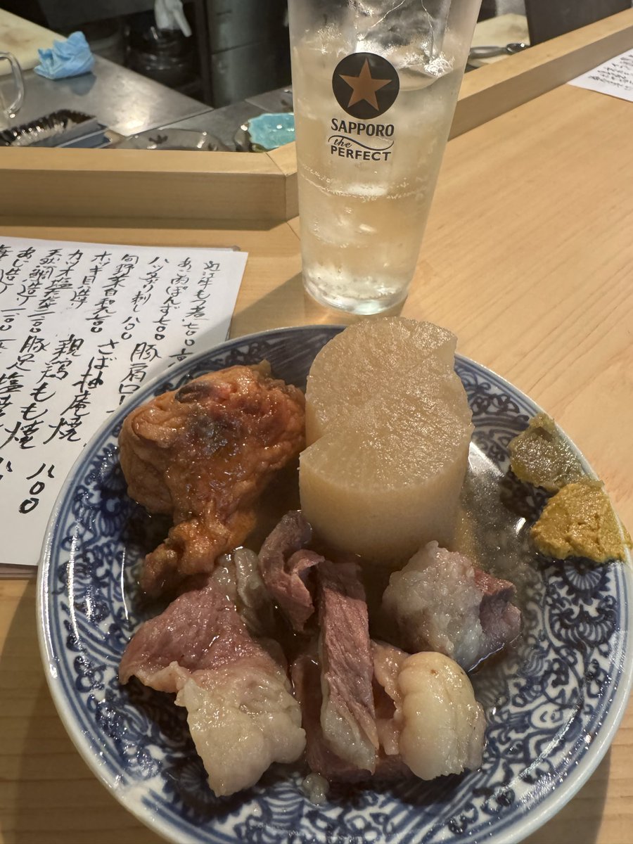 30OL19's tweet photo. おでんとハイボールで0次会🍢😍
GWもお酒楽しむぞ！ https://t.co/g45PI3JQts