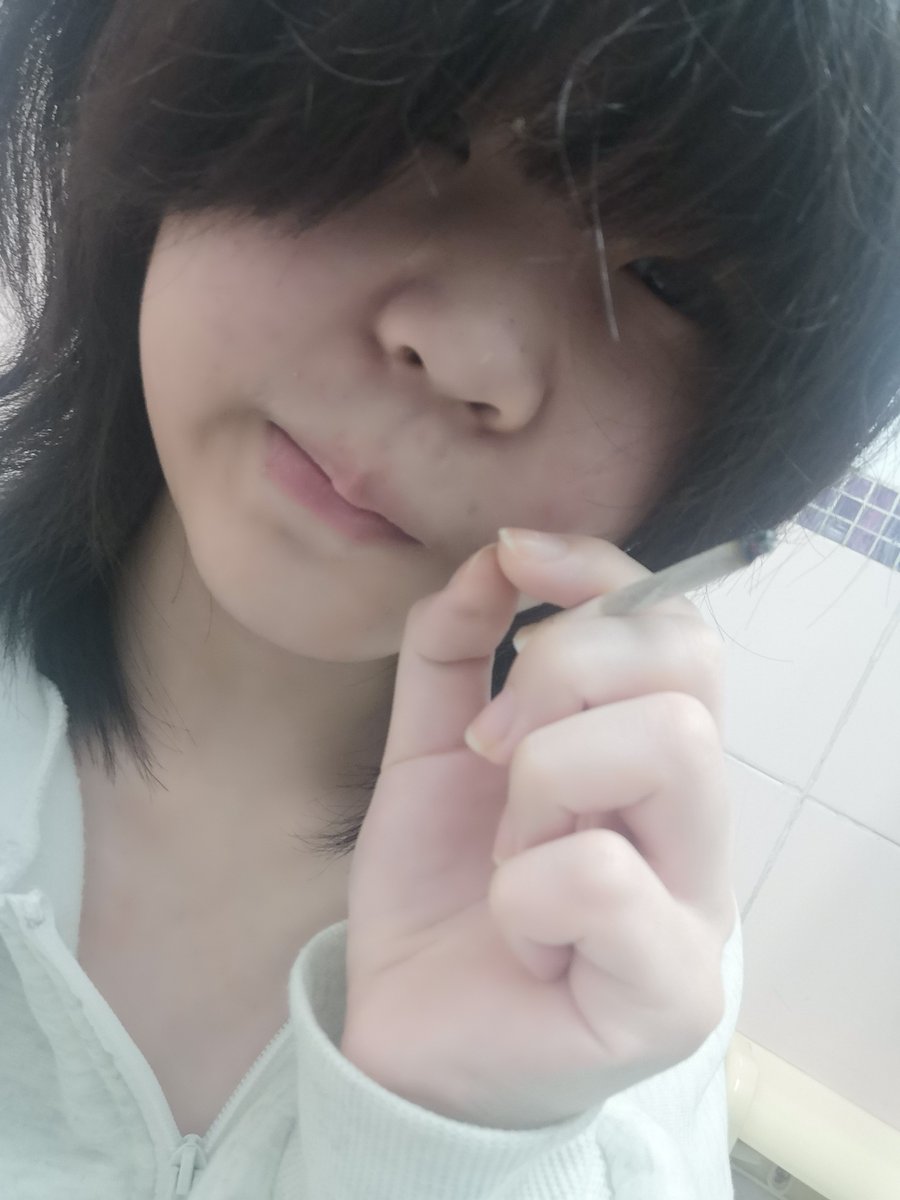 芊芊/番茄操蛋9.0 tweet media