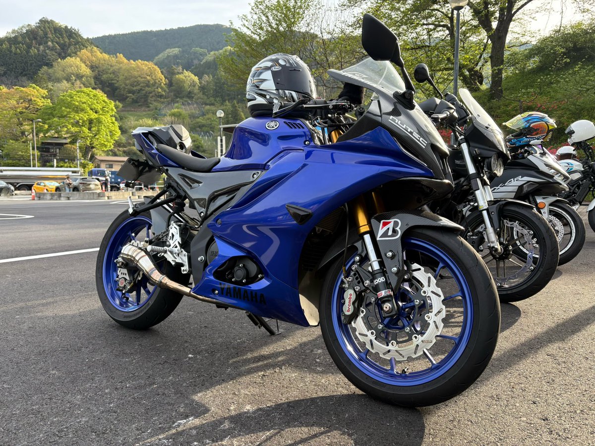 ymhlover15's tweet photo. #2026箱根YZFミーティング参加表明
奇跡的に天気回復しそうですね。
R15ですが、排気量をはじめとした、いかなるマウントも受け入れますので仲間に入れて下さい。
どうか、宜しくお願い致します。 https://t.co/CruxDswaKX