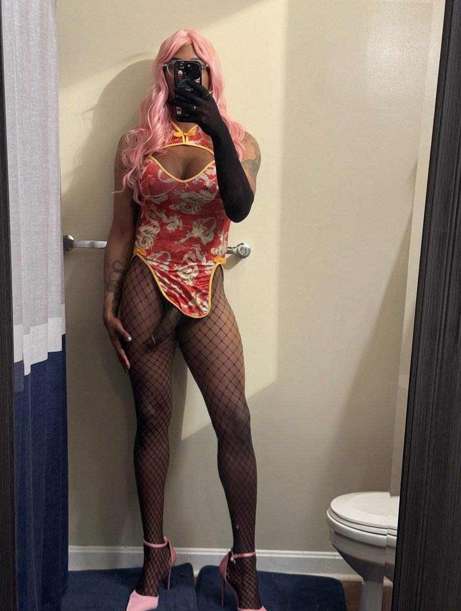 KendallC_D28's tweet photo. One’s trouble… the other’s worse 😈
🖤 or 💕
#Crossdresser #CLife #Femboy #CDTwitter #QueerTwitter #GayTwitter
#LGBTQ #FeminineEnergy
#GenderFluid #ThirstTrap #gaymen #nsfwtwt #gaysex #hornygay https://t.co/2B4Ntq8gCJ