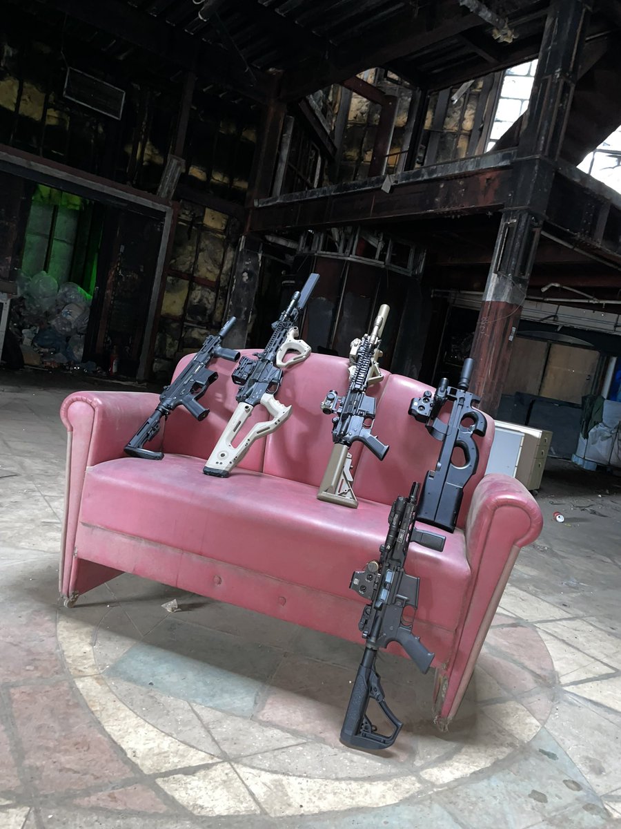 TAKUYA_BRZ's tweet photo. 今日は初のTEDOでサバゲーしてきました🔫
接敵が速くガンガン撃ち合いができたので楽しかったです😊
またお邪魔します🙇♂️
#サバゲー #TEDO https://t.co/McB6SvOCpy