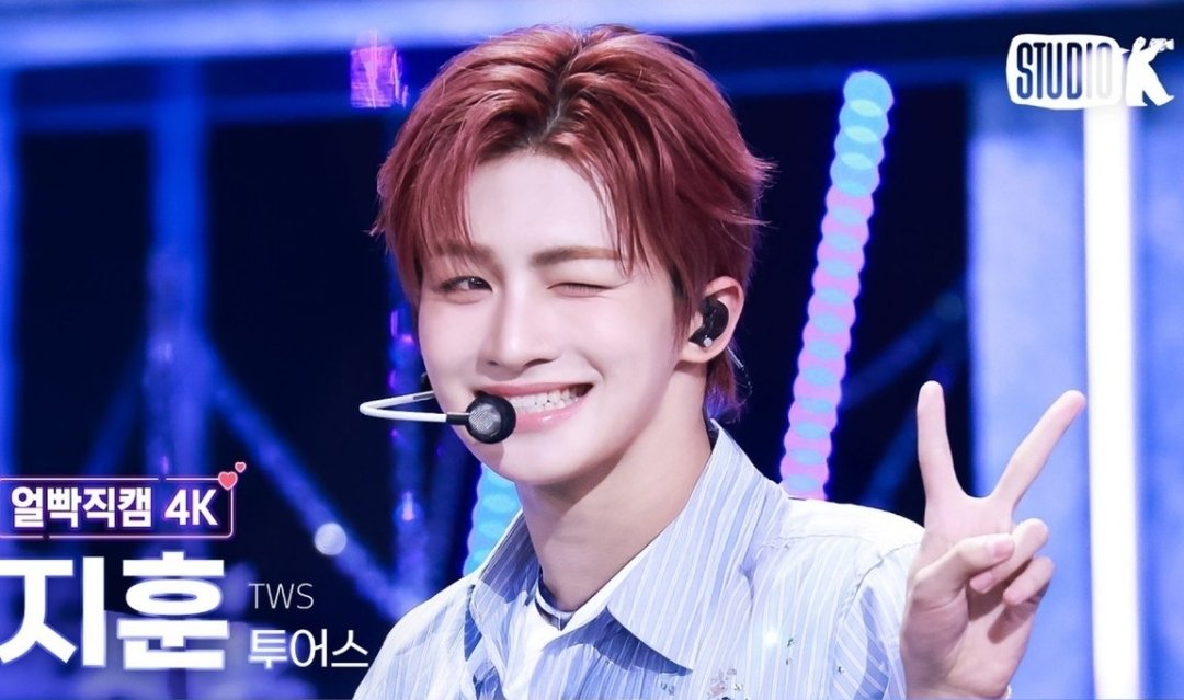 콘챱 tweet media