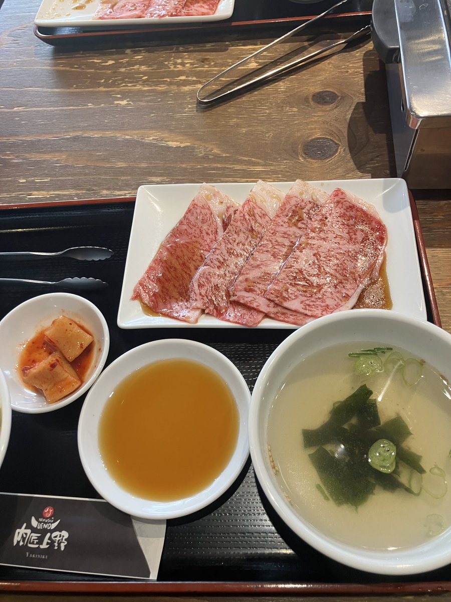 macobubu's tweet photo. ランチ焼肉 https://t.co/t3WDGMJF8n