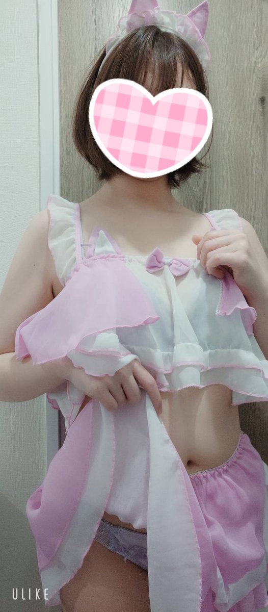 あかり tweet media