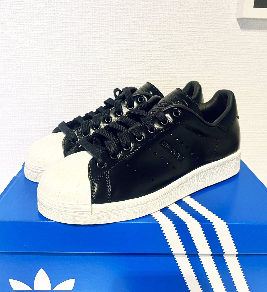 nyanconyanco3's tweet photo. 夫が用事を済ましてる間に衝動買い♪
adidas「SUPERSTAR」と「STANSMITH」の良いとこどり
『SUPERSTAN』!!
実物をみてみたら可愛かった☆
#vatokyo
#SUPERSTAN https://t.co/jCnJXNGgYH