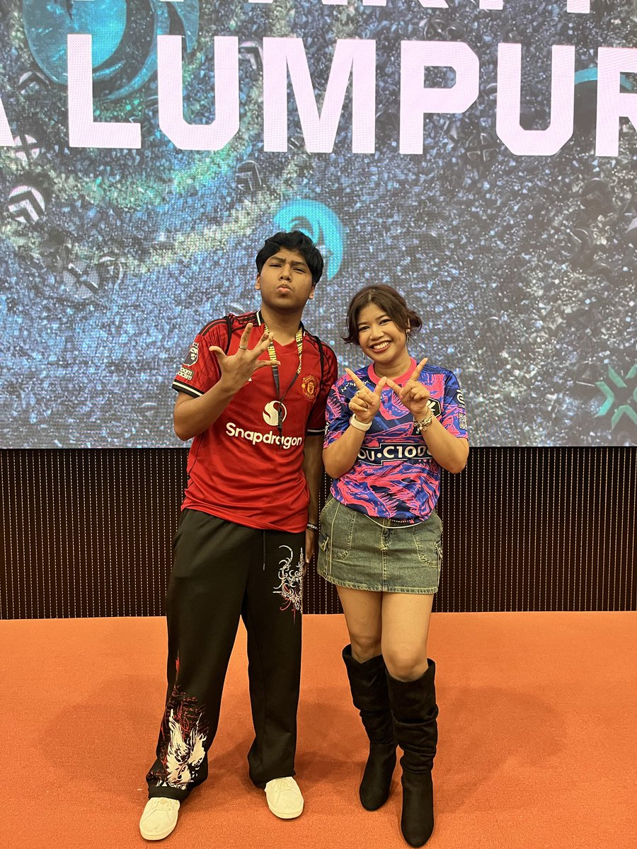 ash tweet media