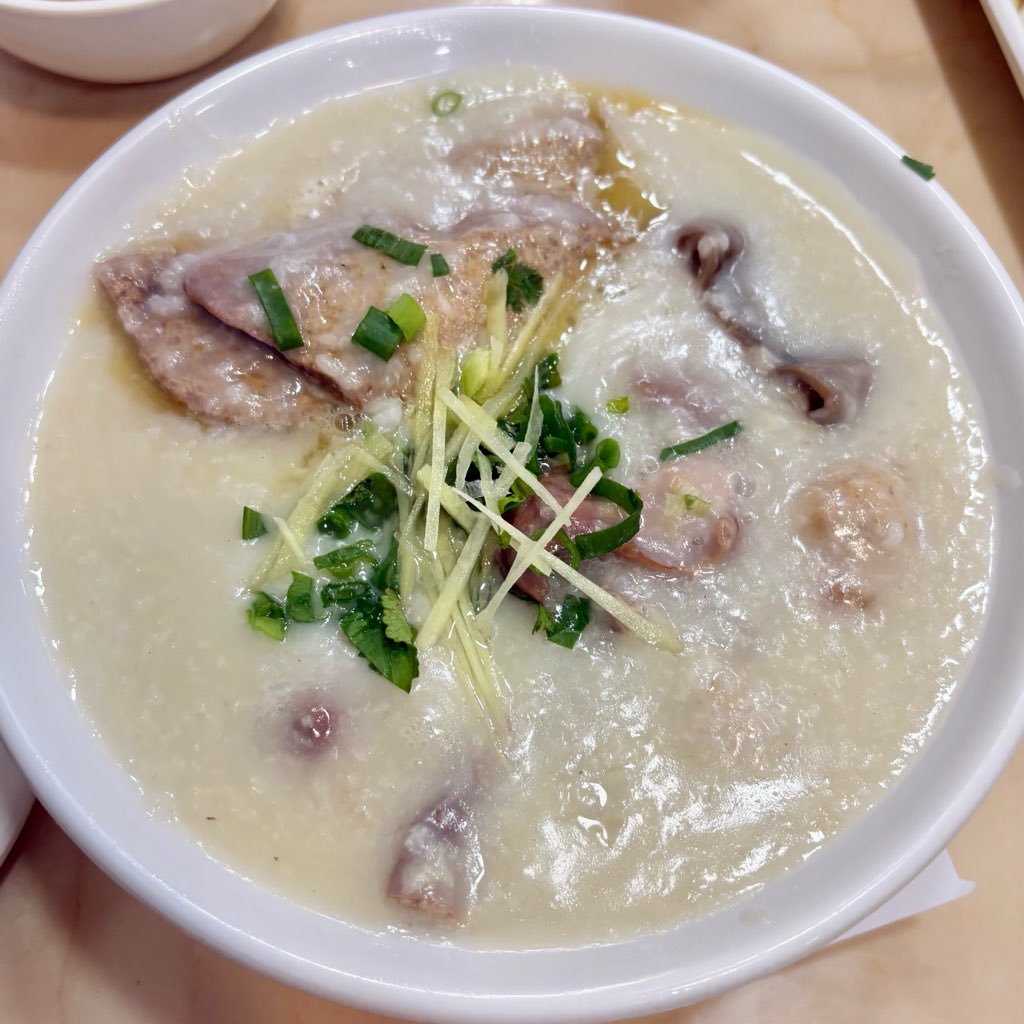 aochan tweet media