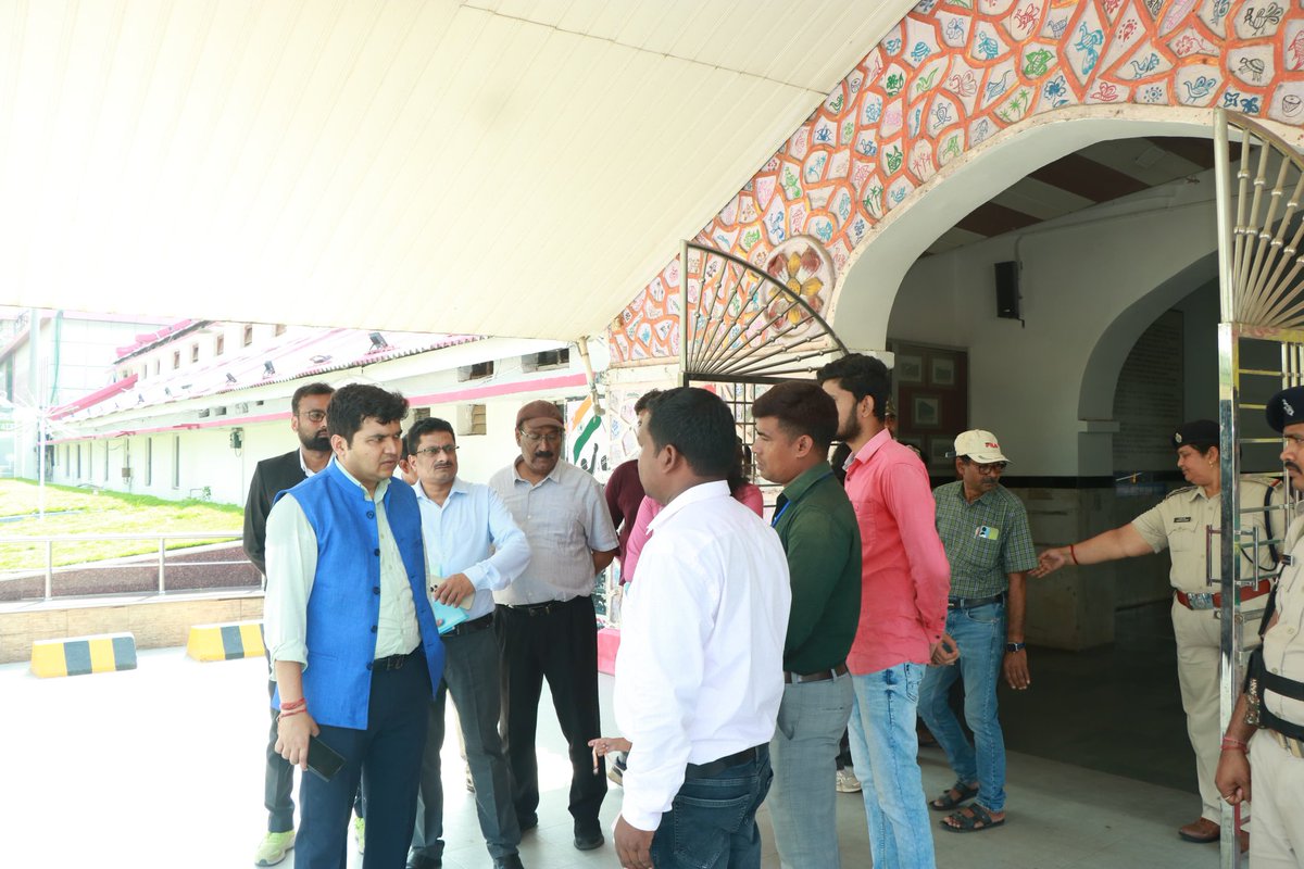 DC West Singhbhum tweet media