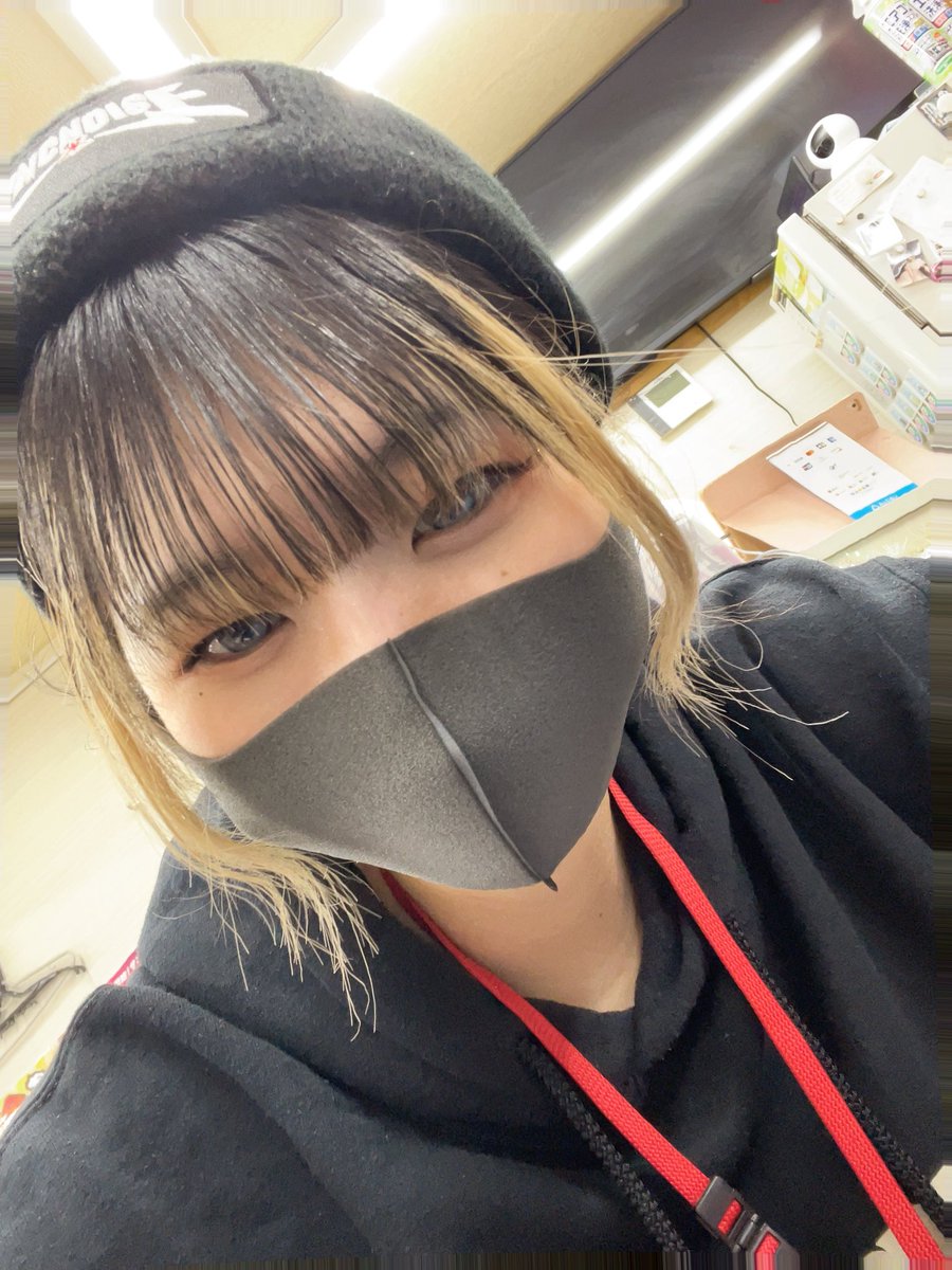 こんぬ。@ぼたん tweet media