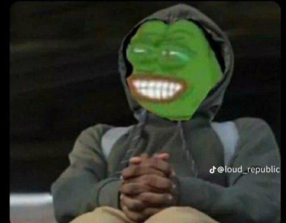 I look normal until you date me😁

....then you will realize why you found me single 🤡