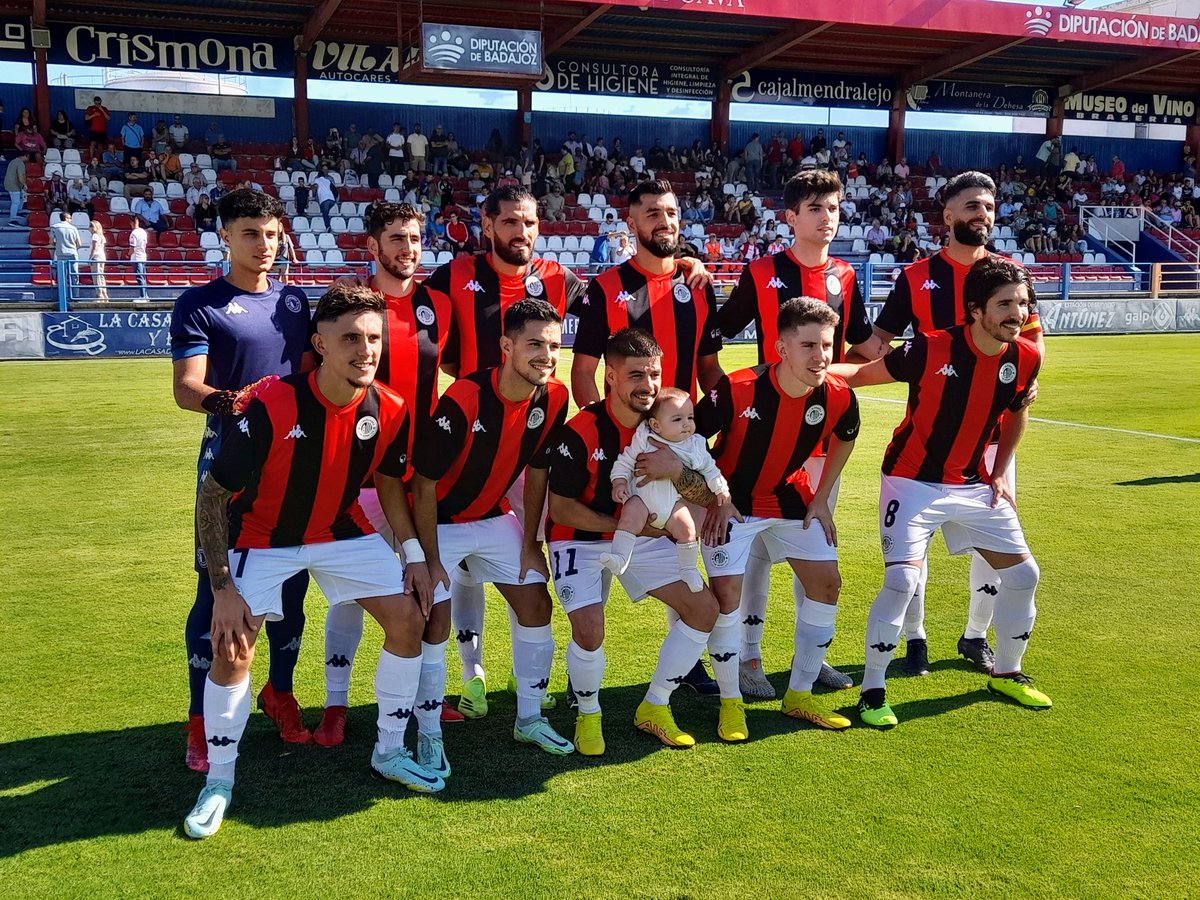 José Antonio Reina tweet media