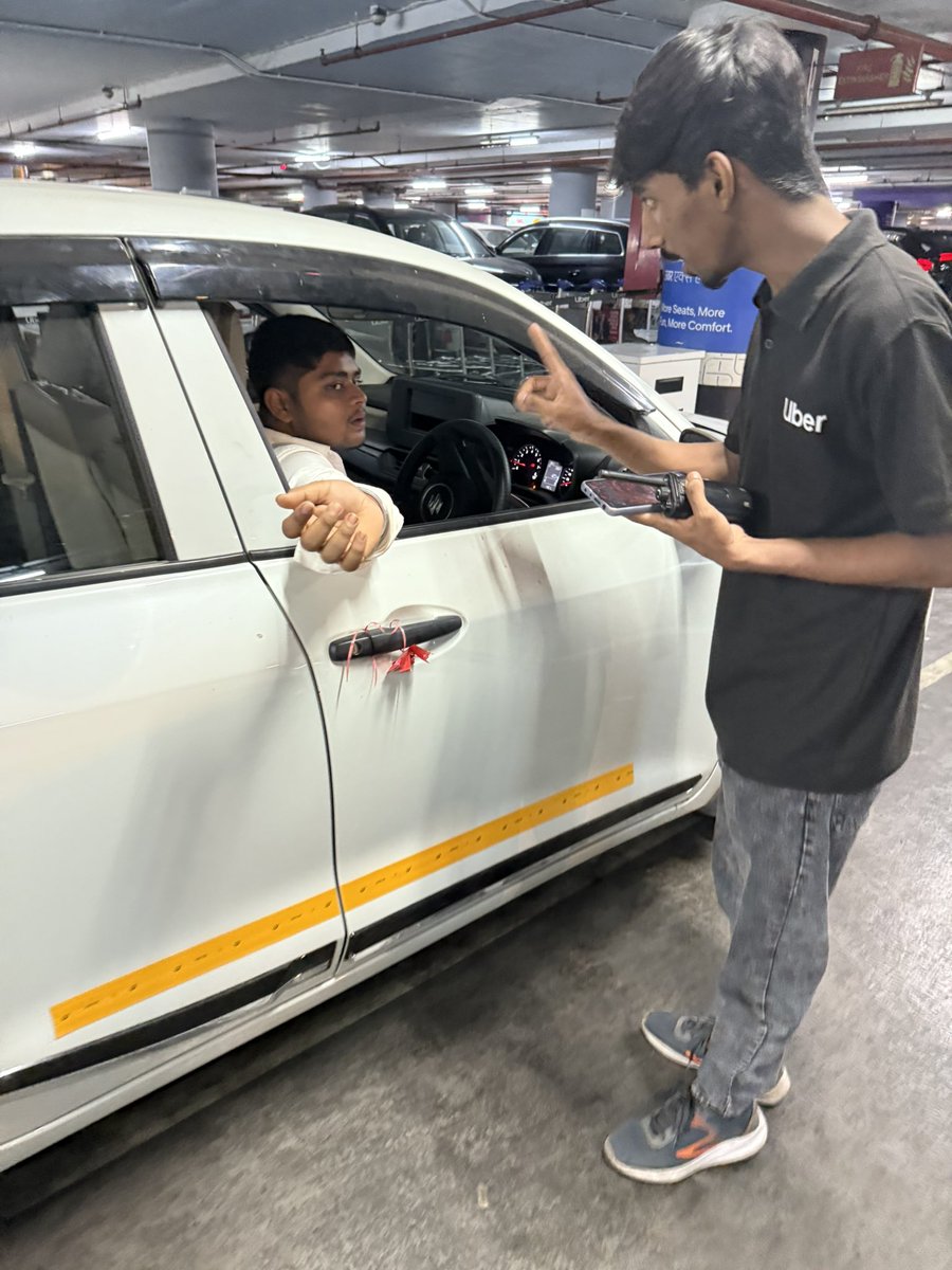 Src88's tweet photo. @Uber_India Uber is a different service in India. March 8 at Mumbaı airport bid a Uber got a reference &amp; proceeded to the pick up point. Actually, no point all Uber drivers refused to go after hearing my destination -Prabhadevi. Any improv plan? Sure  Uber users have same issue. https://t.co/z9YCZjjeXC