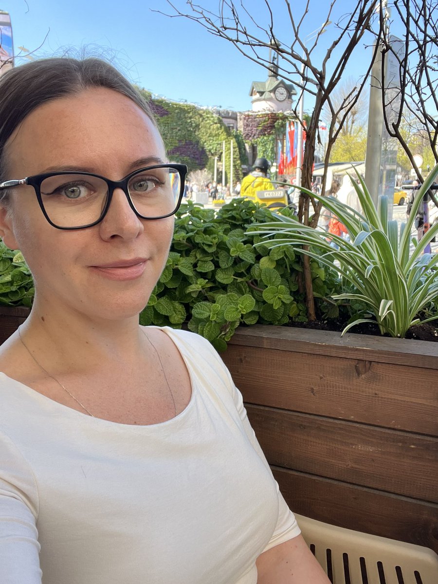 Анна приходит к успеху tweet media