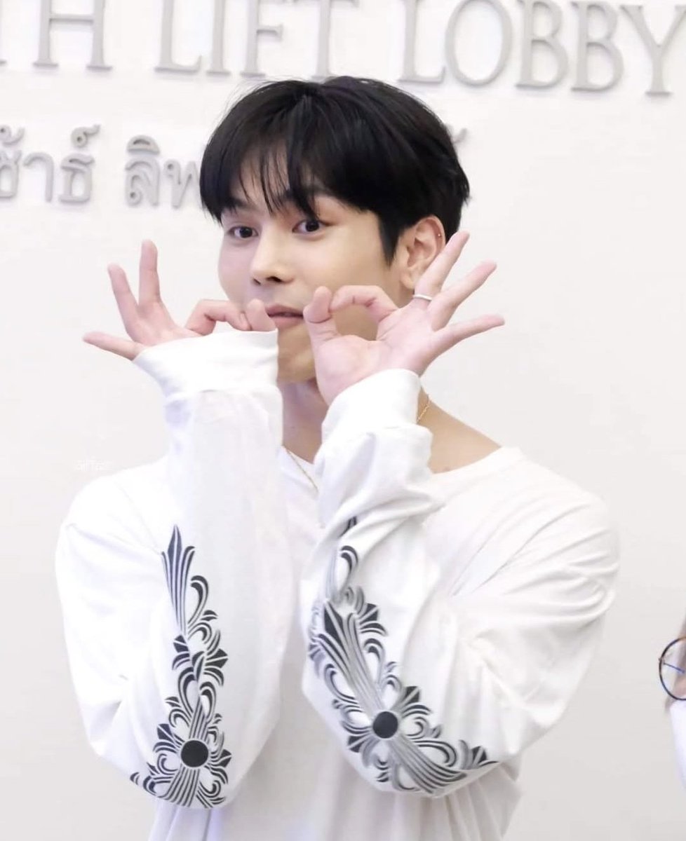 ☃️𝙎𝙣𝙤𝙬𝙁𝙖𝙡𝙡🌺🦋 tweet media