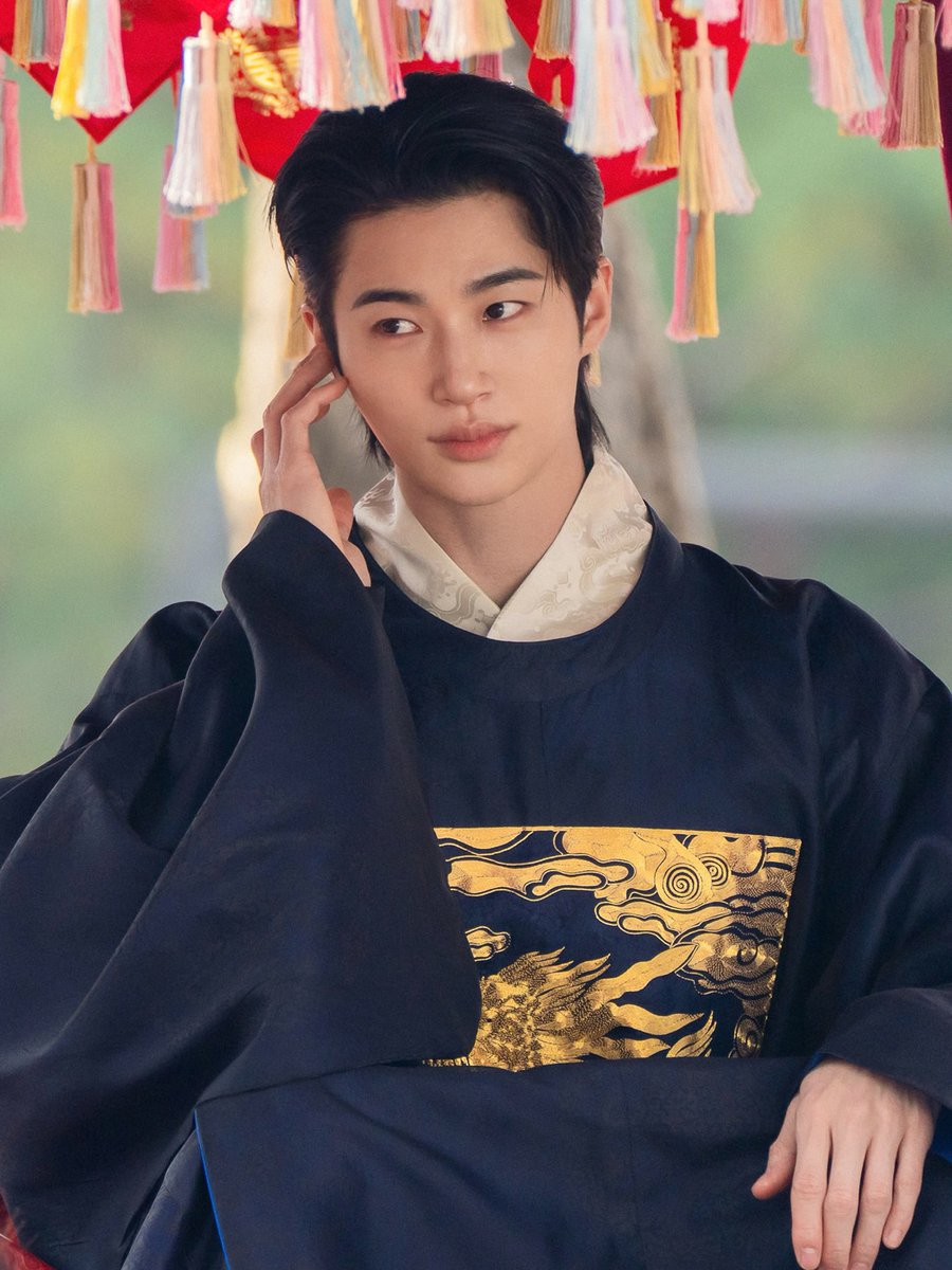 婚礼大君夫婦何度見ても素敵💙♥️
イアン✌🏻🎧
varoent_official IGより
#ビョンウソク #ByeonWooSeok