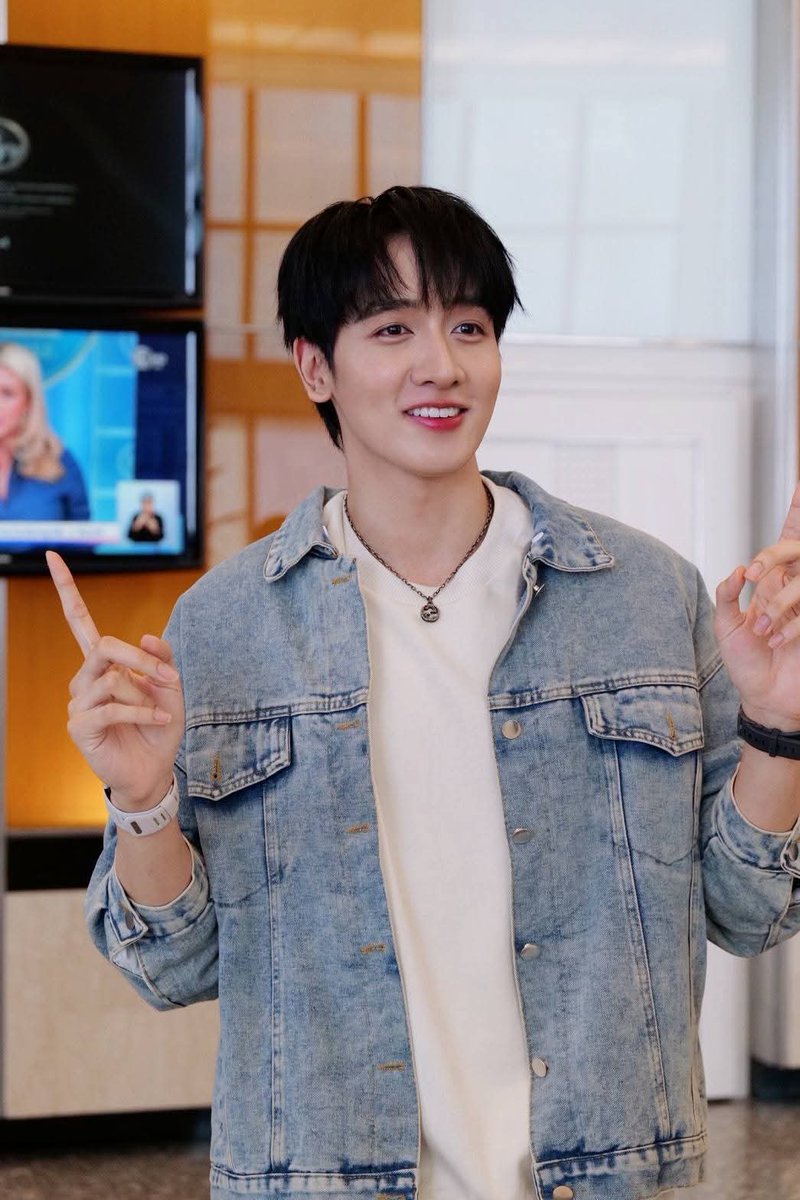 mayurlnxy193297's tweet image. ได้แต่รอ ๆๆๆ รอผลงานใหม่ใกล้ ๆ นี้แว้ววว😈😝
#กองทัพพีค #kongthappeak
#TheDevilsKiss