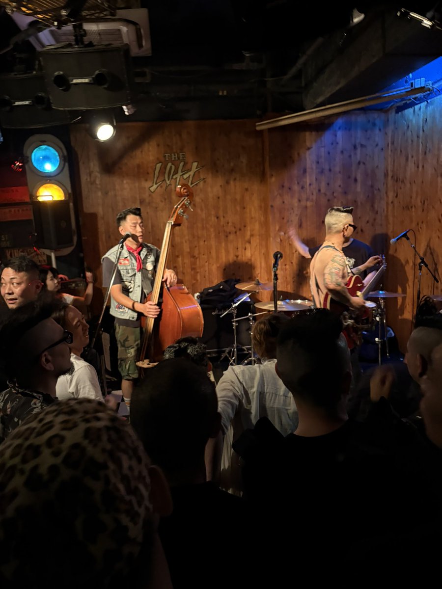 bassvocal344's tweet photo. GW!!!
@ShinjukuACB
@OWEAKband
@loft_50th
#bigrumble https://t.co/RgzBVk4TyV