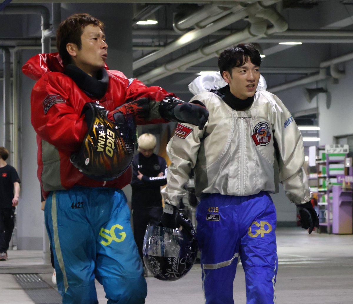 daily_boatrace's tweet image. 【#ボートレース住之江】
 #２０２６ラピートカップ
初日メインの１２Ｒラピート特選は、絶好枠の上條暢嵩（右）が３号艇・秦英悟（左）のまくり差しを封じて逃げ切りで１着。２着は秦、３着には５号艇の小池修平が続きました。
#BOATRACE　 #ボートレース　 #上條暢嵩