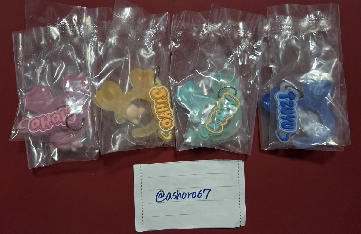 ashoro67's tweet photo. 【交換】TWICE LOVELYS アクリルカラビナ フロッキーマスコット ラブリー ガチャガチャ ガシャポン

譲：モモ、ジヒョ、ミナ、ツウィ

求：チェヨン、ダヒョン

⭐︎郵送交換

検索からでもお気軽にお声掛けください！ https://t.co/VMdbPNuxny