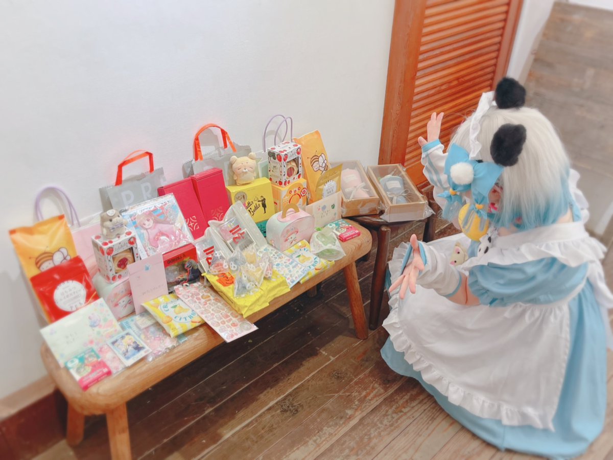 ぽちろー🐼4/29-5/3展示 tweet media