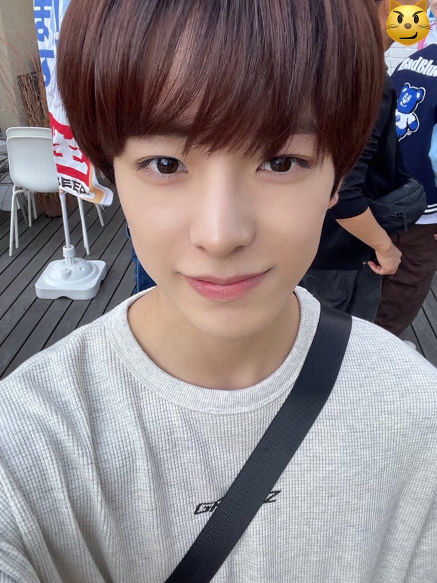 라윤 tweet media