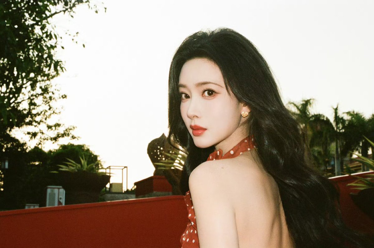 MENGZIYI THAILAND tweet media