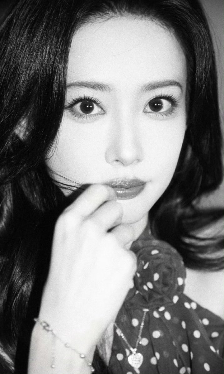 MENGZIYI THAILAND tweet media