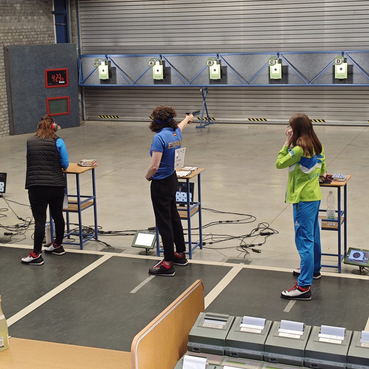 rfedeto's tweet photo. 𝐆𝐏𝐈 𝐏𝐈𝐋𝐒𝐄𝐍 | 🇨🇿 República Checa
🔫 Pistola 10 metros
🇪🇸 Buena competición de la tarraconense Sonia Franquet, que termina cuarta, a un paso de las medallas, con una puntuación de 570-13x (95-95-94-96-97-93).
👏 ¡Enhorabuena!
#rfedeto #TiroOlímpico #ShootingSport https://t.co/gIjesZ8x41