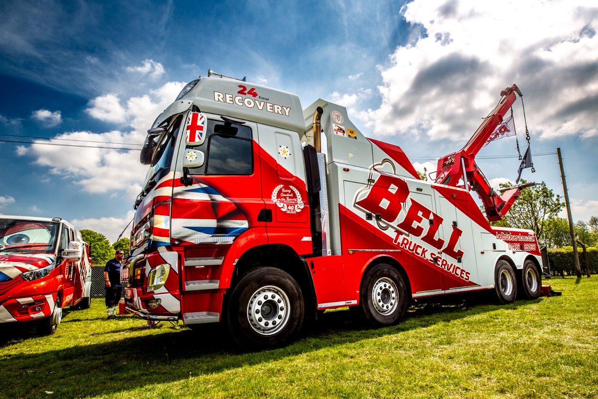 DAFTrucksUK's tweet image. Some photos out in the sun yesterday ☀️ 

#Truckfest #DAF #Sunshine