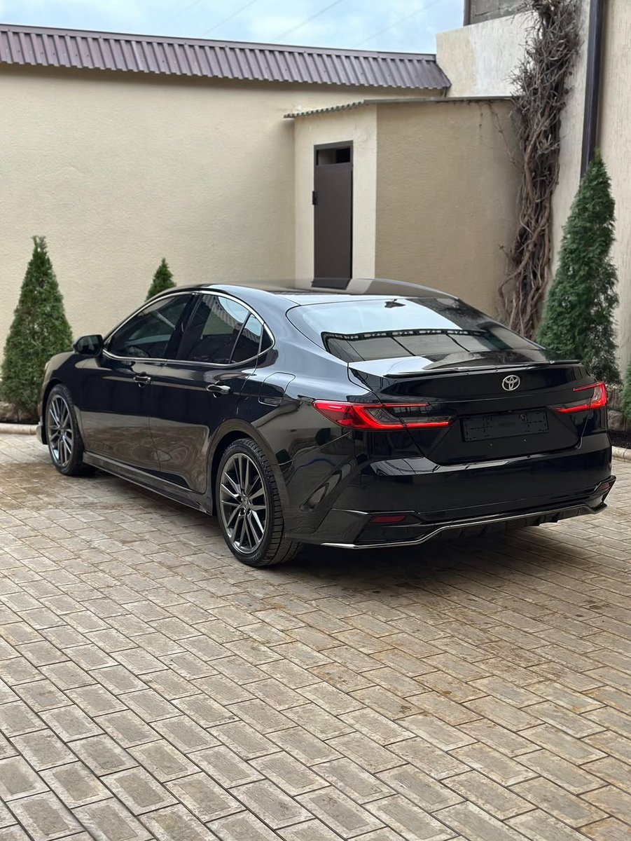 ThrottleCars's tweet photo. TOYOTA CAMRY https://t.co/JVZBQKaYV6