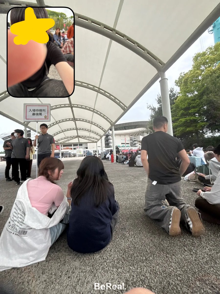 いわ tweet media