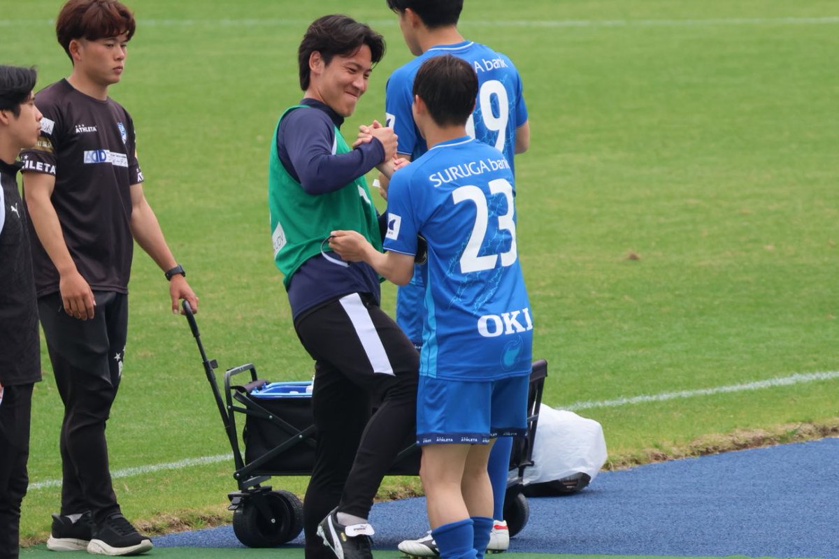 り tweet media