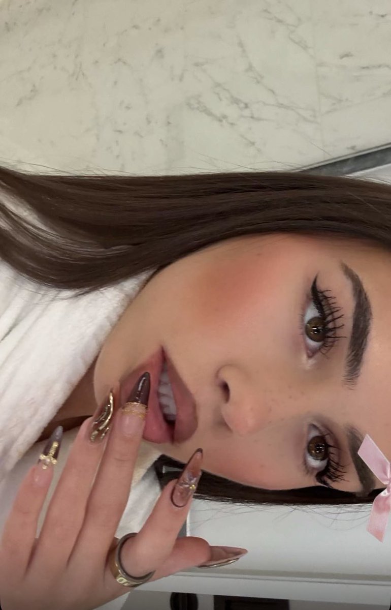 Leah Halton/ Madison Beer tweet media