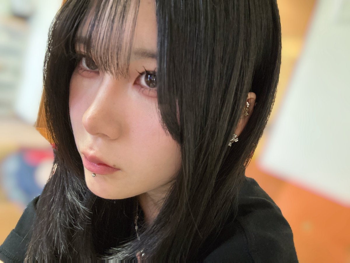 りおん tweet media