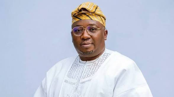 NigeriaStories's tweet photo. I am President Bola Tinubu’s son, he gave me green light to contest.

~ Former minster of power, Adebayo Adelabu says https://t.co/0QNgMiUyVg