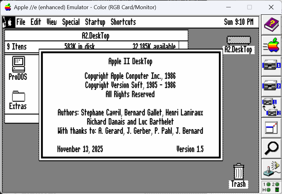 u1_oyo_a's tweet photo. AppleWinでApple II Desktopを動かす🎶
Macintosh登場翌年の1985年に発売。先ほどのApple CP/Mから5年あまりでここまできたから結構激動だったよなぁ。まぁコンピュータの世界はいつでもドッグイヤーだけど。
#Apple2 https://t.co/SPI7Dx7YnV