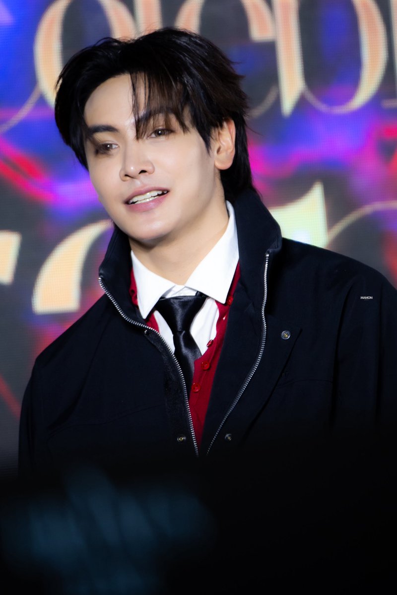 ผู้พิทักษ์บ๊ะจ่างจุงดัง 🖤🖤 tweet media