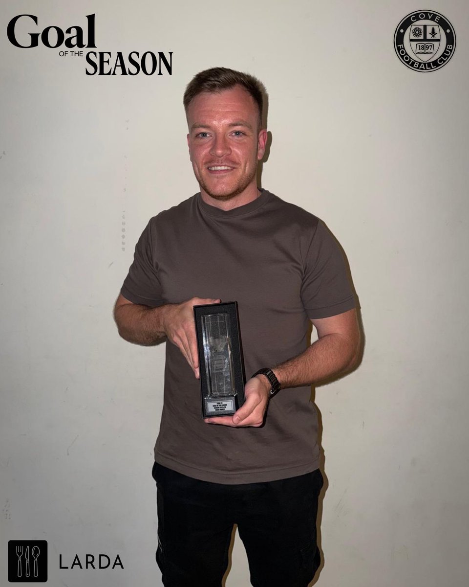CoveFC_Official's tweet photo. 🏆 | Goal Of The Season

Cove Football Club is pleased to announce that the Goal of the Season as voted for by both supporters and players goes to Mark Fawley for his outstanding long-range strike against Alresford Town.

#upthewasps 🟡⚫️ https://t.co/7TIQQuHkmA
