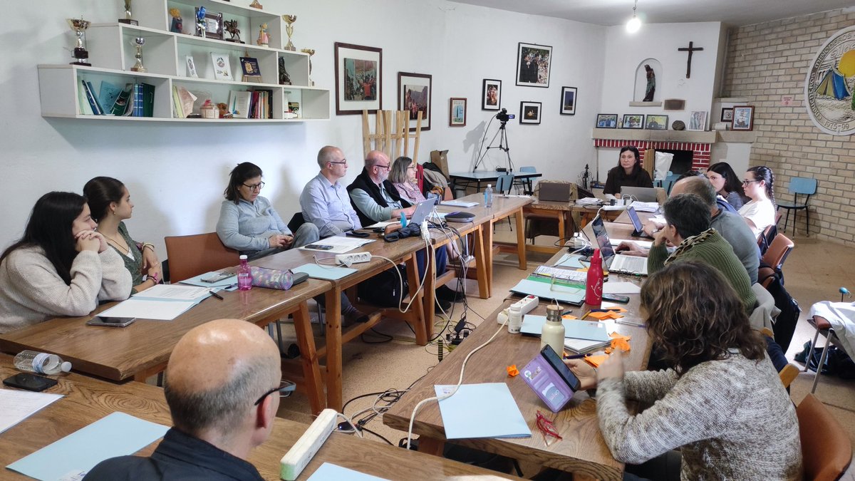 CSF_EMSILOS's tweet photo. Este fin de semana hemos tenido el pleno de la asociación Cristianos sin Fronteras. Trabajando por la animación misionera y las actividades de cada año. Siempre unidos a la comunidad benedictina. Os contaremos.
CSF_EMSILOS https://t.co/ZPiuN7ZUyb