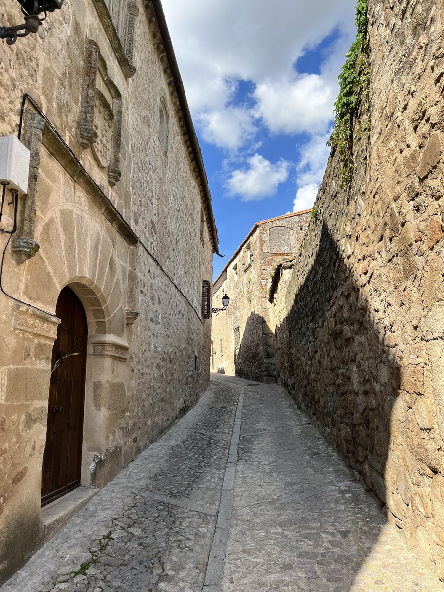 Magicalspain's tweet photo. Details of Trujillo, Cáceres. https://t.co/9720rOVKC8