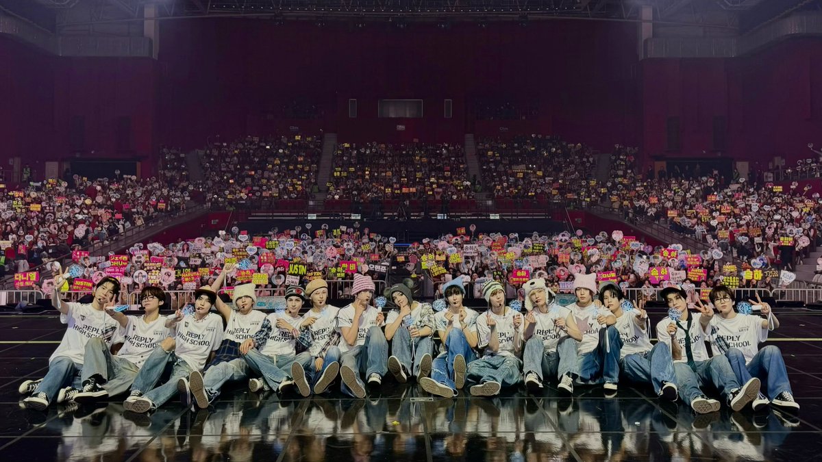 SMTR25_official's tweet image. ‘Reply High School’ Fan Meeting Tour – Graduation Trip in SEOUL DAY 3✈️

#SMTR25 #FanMeetingTour #GraduationTrip #SMTR25_FM_TOUR_GraduationTrip #GraduationTripSeoul