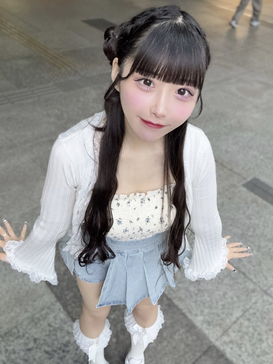 下から上までかわいい