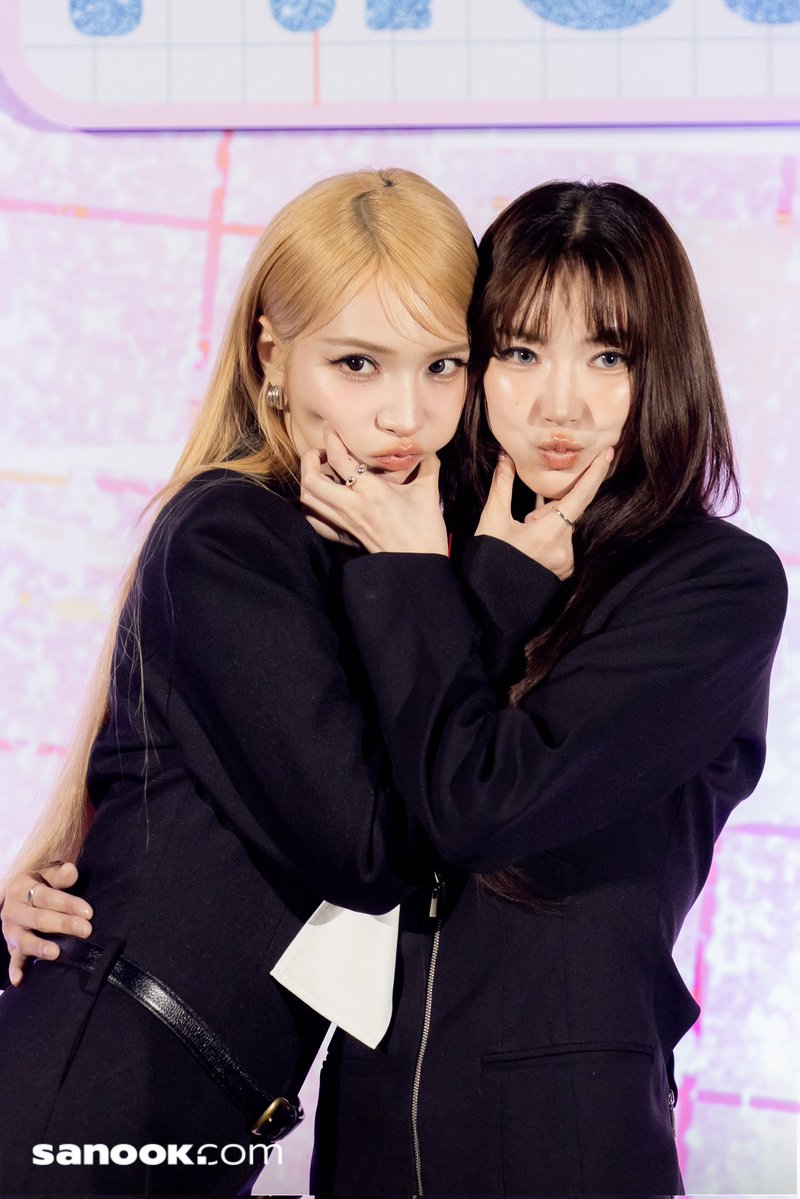 Sanook.com tweet media