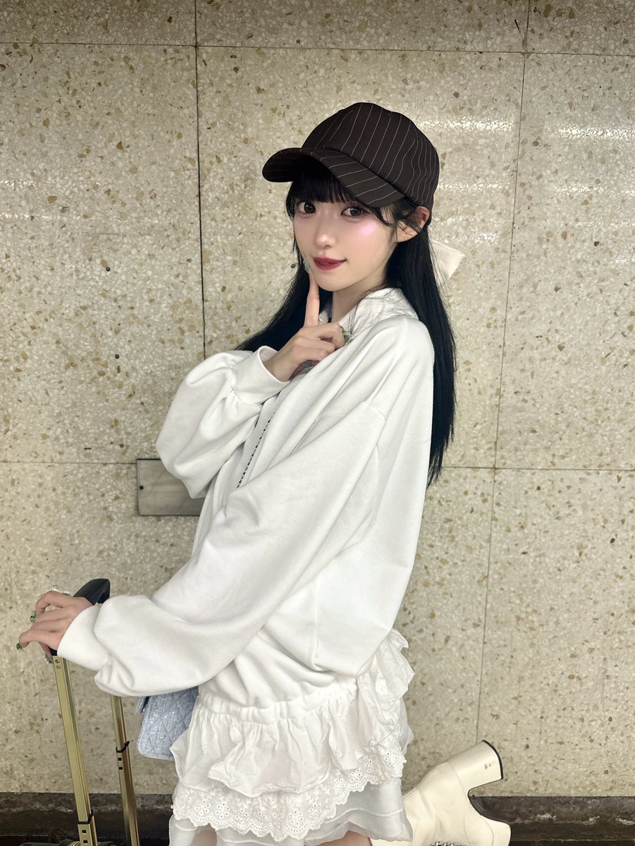 天嶺まお tweet media