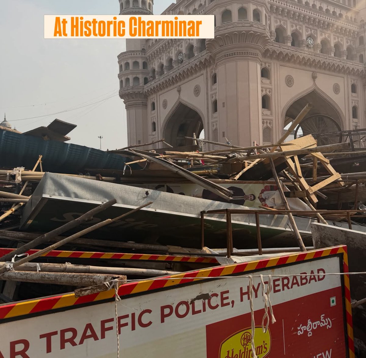 mukramboxer's tweet photo. Sir @VcSajjanar, it is disheartening to see the surroundings of the #HistoricCharminar being used as a dump yard by the traffic police. This clutter ruins the beauty of our heritage. We request you to kindly intervene and have this scrap removed immediately. @hydcitypolice https://t.co/vXCbdX6UIe